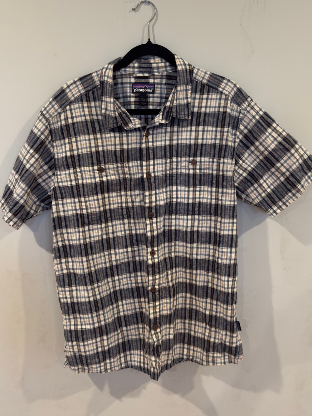 Patagonia Blue and White Plaid Short Sleeve Button-Down Shirt